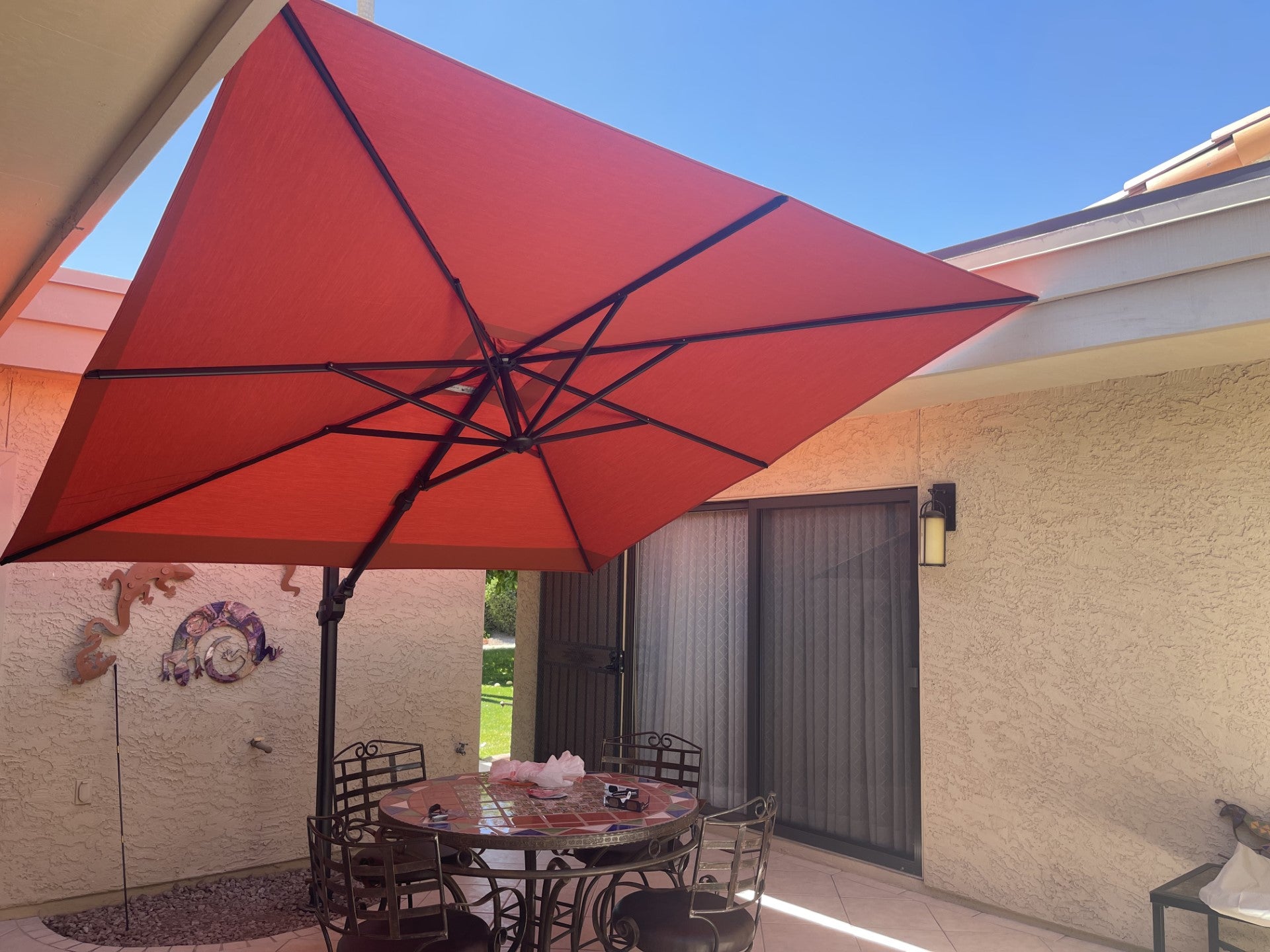 10' Square AG25TSQ Cantilever Umbrella – Stay Put Umbrellas 10' Square AG25TSQ Cantilever Umbrella – Stay Put Umbrellas