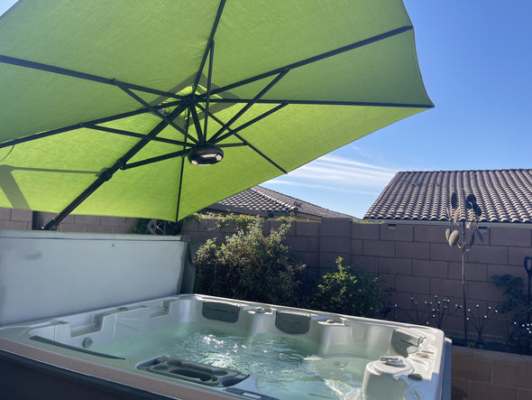 AG25TSQ Cantilever Umbrella
