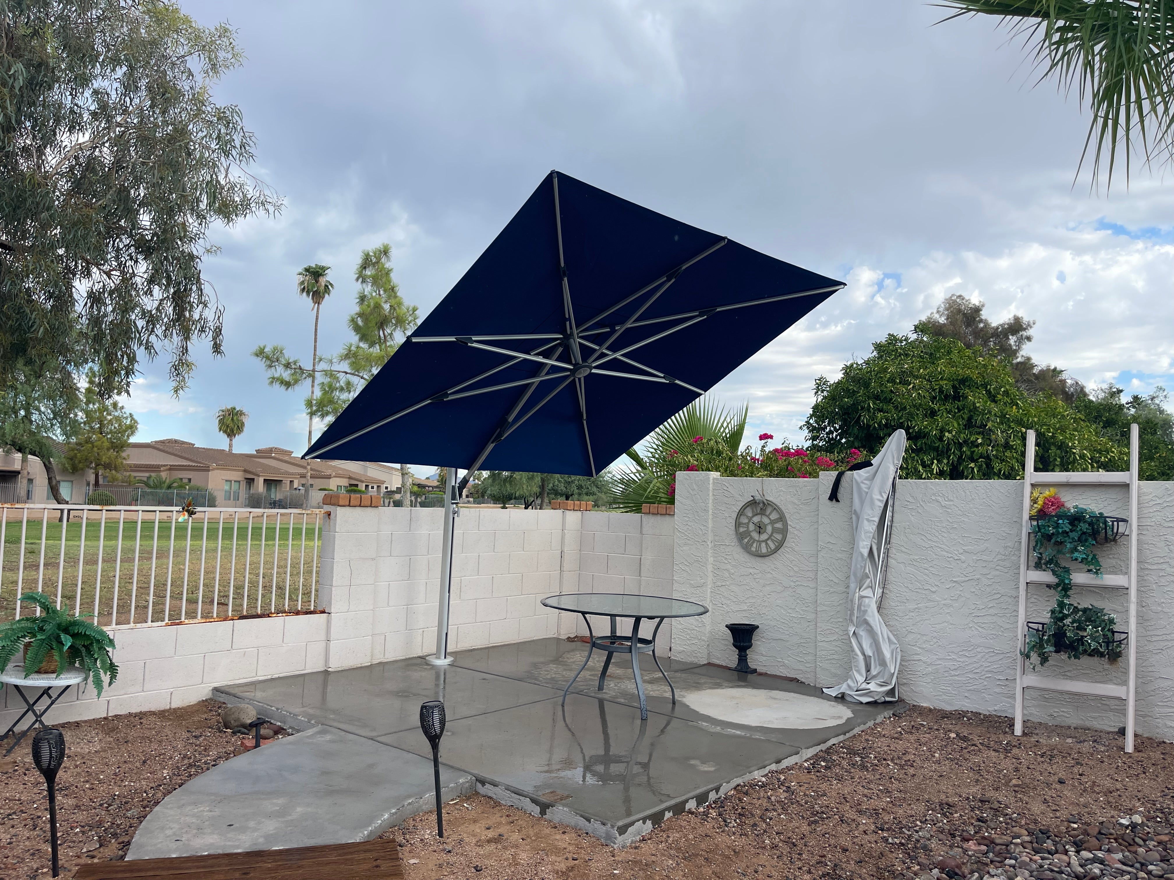 canteliever umbrella patio SOLARIS 30S Cantilever Umbrella – Stay Put Umbrellas